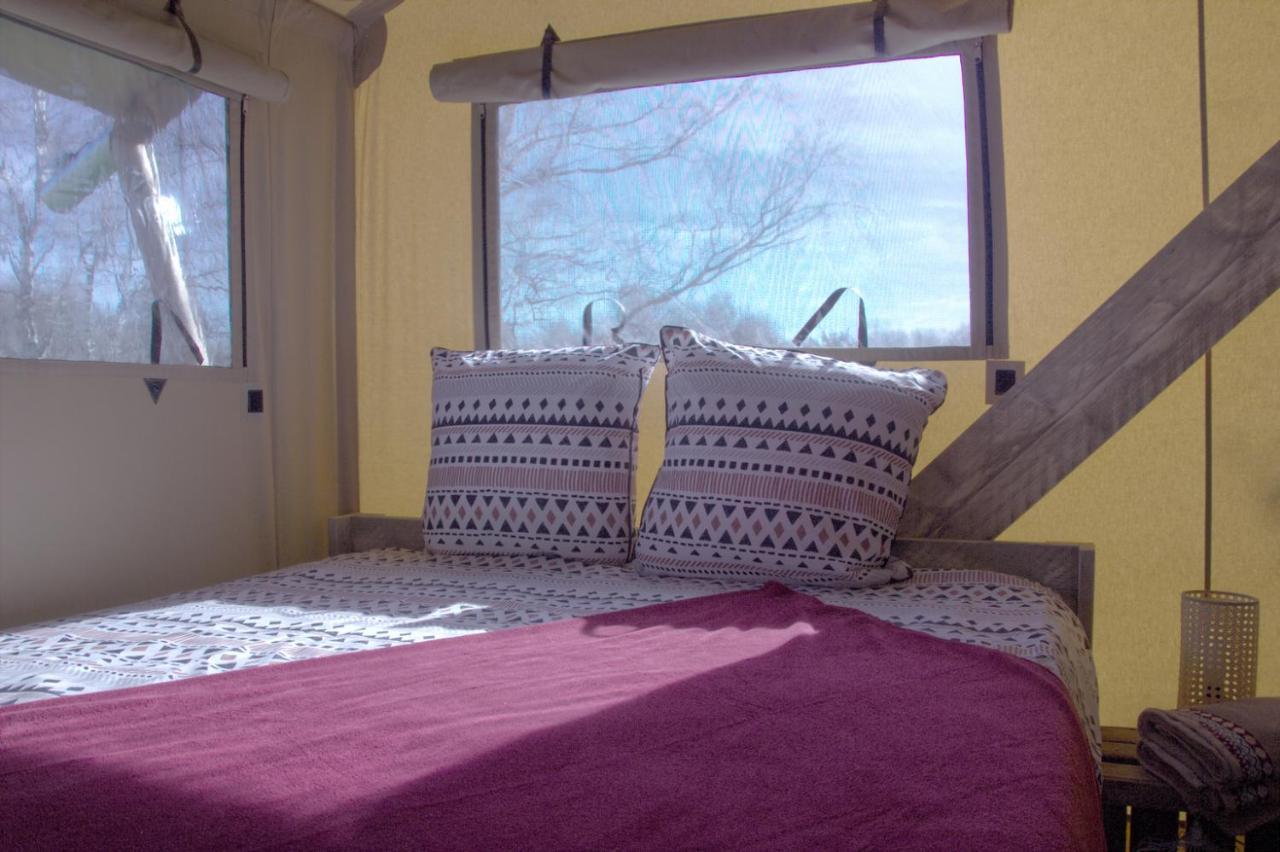 Domaine Des Z'ailes Guest house Saint-Florent-des-Bois