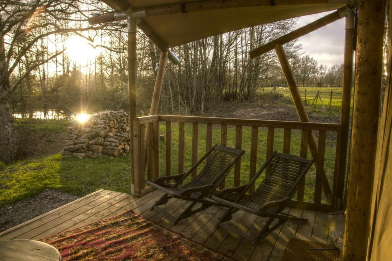 Guest house Domaine Des Z'ailes Saint-Florent-des-Bois